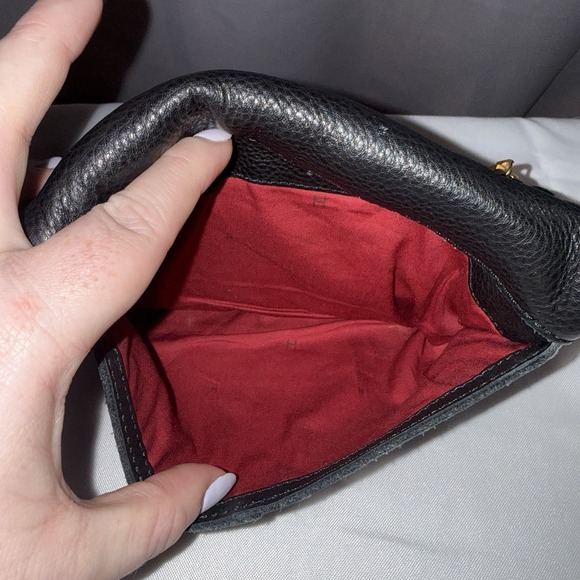 Hammitt VIP Sml Black Brushed Gold Red Zip Leather Clutch Crossbody Bag Purse - Picture 8 of 16